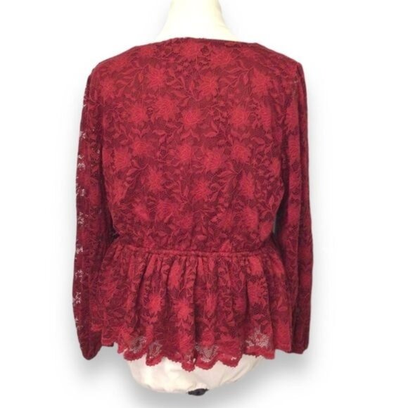 Maurice’s Womens Long Sleeve V Neck Lace Holiday Blouse, Red, size XL - Picture 5 of 9